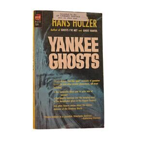 Hans Holzer YANKEE GHOSTS True American Hauntings Paranormal 1966 Ace Star
